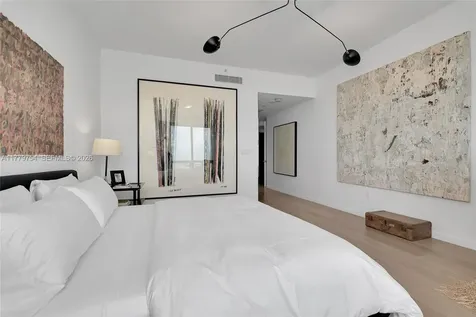 1425 Brickell Avenue Miami FL 33131
