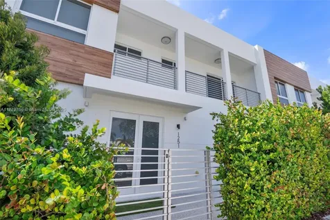 1251 NE 18th Avenue Fort Lauderdale FL 33304