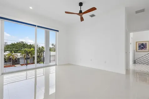 1251 NE 18th Avenue Fort Lauderdale FL 33304