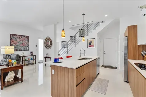 1251 NE 18th Avenue Fort Lauderdale FL 33304