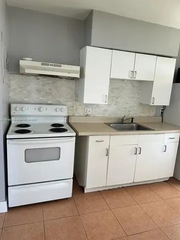 756 NW 5th Street Hallandale Beach FL 33009