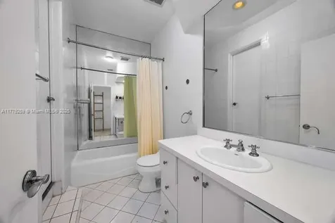 720 N Mashta Drive Key Biscayne FL 33149