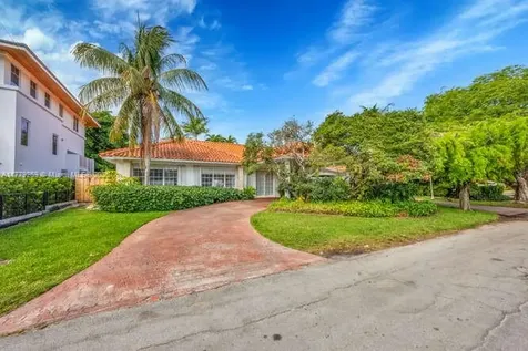 720 N Mashta Drive Key Biscayne FL 33149