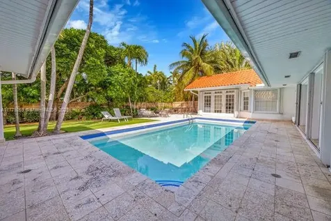 720 N Mashta Drive Key Biscayne FL 33149