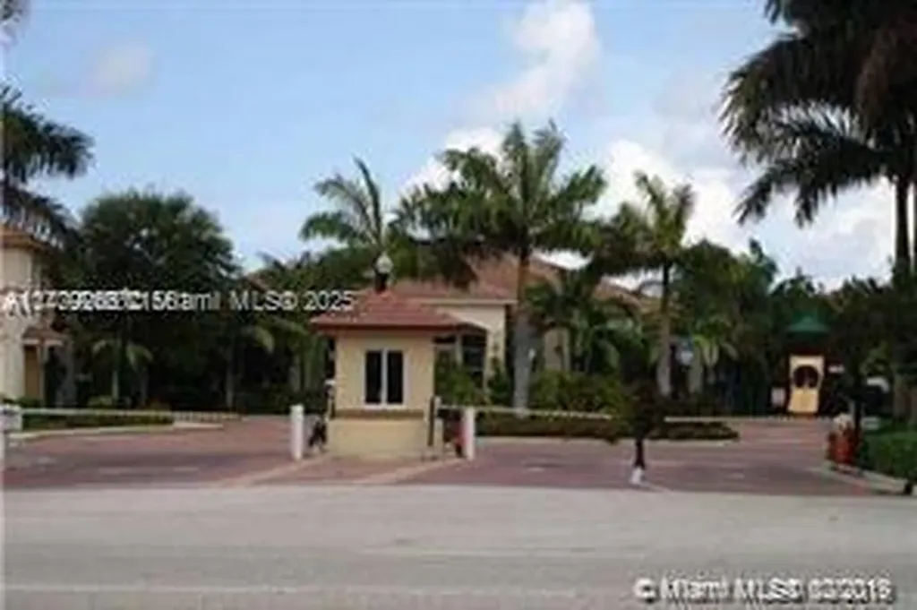 1925 Gardenia Court Riviera Beach FL 33404