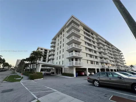 125 Ocean Avenue Palm Beach Shores FL 33404