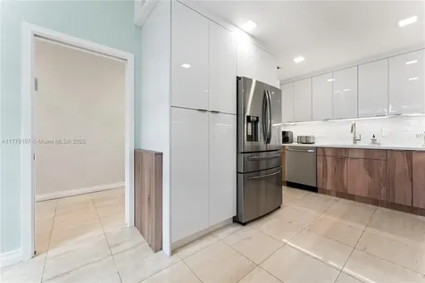 19133 Fisher Island Drive Miami Beach FL 33109