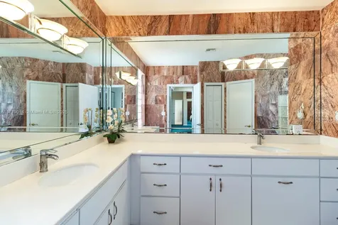 8350 SW 138th Terrace Palmetto Bay FL 33158