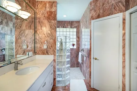 8350 SW 138th Terrace Palmetto Bay FL 33158