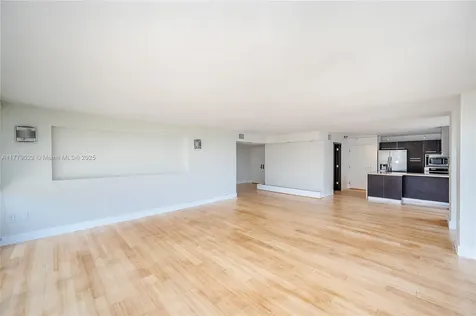 881 Ocean Drive Key Biscayne FL 33149