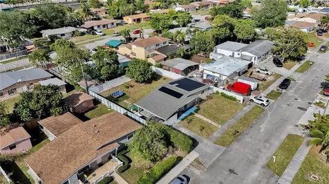 3851 SW 31st Court West Park FL 33023
