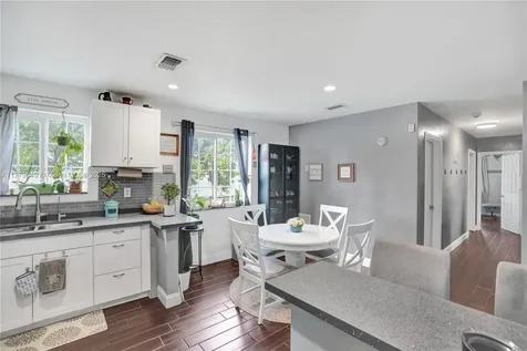 3851 SW 31st Court West Park FL 33023