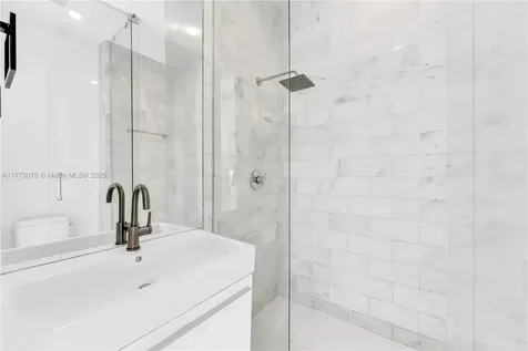 548 NE 70th Street Miami FL 33138