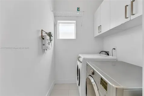 548 NE 70th Street Miami FL 33138