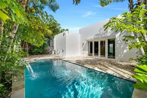 548 NE 70th Street Miami FL 33138