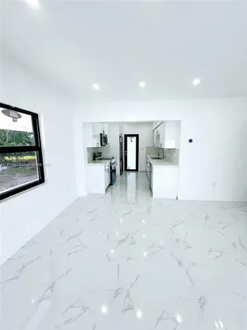 10215 SW 172nd Street Miami FL 33157