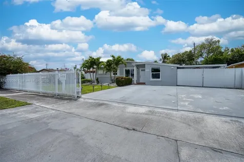 5450 NW 178th Terrace Miami Gardens FL 33055