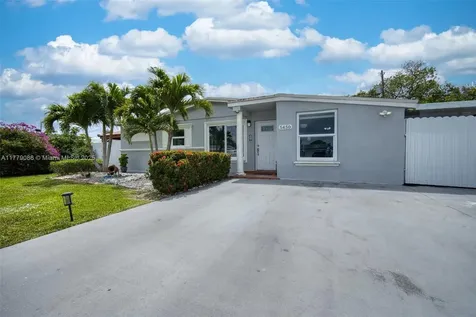 5450 NW 178th Terrace Miami Gardens FL 33055