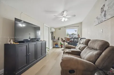 5450 NW 178th Terrace Miami Gardens FL 33055