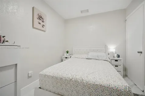 5450 NW 178th Terrace Miami Gardens FL 33055