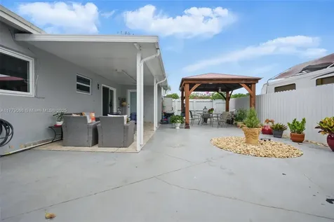 5450 NW 178th Terrace Miami Gardens FL 33055
