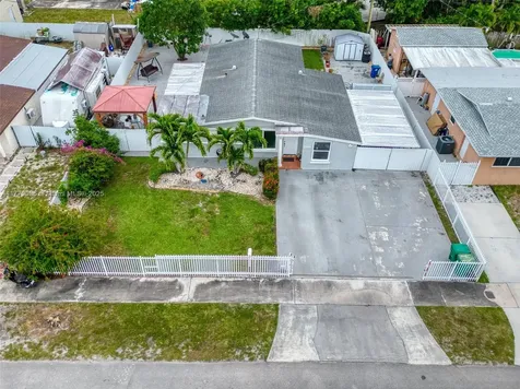 5450 NW 178th Terrace Miami Gardens FL 33055