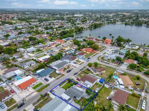 5450 NW 178th Terrace Miami Gardens FL 33055