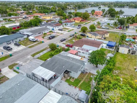 5450 NW 178th Terrace Miami Gardens FL 33055