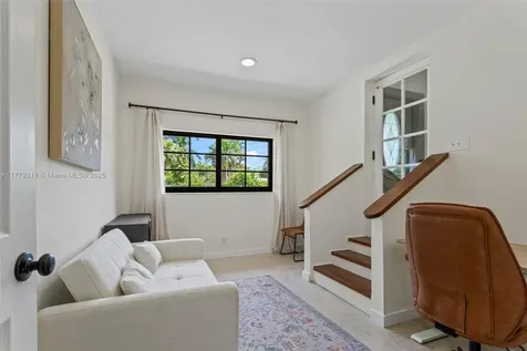 5912 SW 31st Street Miami FL 33155