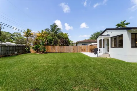 5912 SW 31st Street Miami FL 33155
