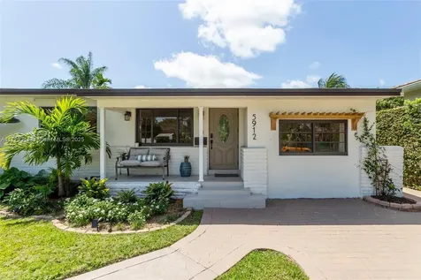 5912 SW 31st Street Miami FL 33155