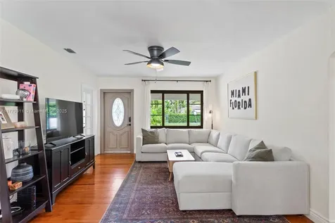 5912 SW 31st Street Miami FL 33155