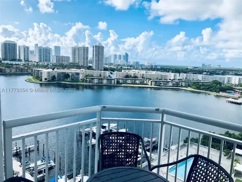 18071 Biscayne Boulevard Aventura FL 33160