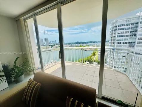 18071 Biscayne Boulevard Aventura FL 33160