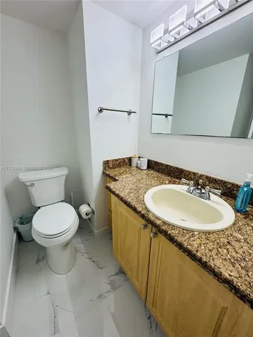 18071 Biscayne Boulevard Aventura FL 33160