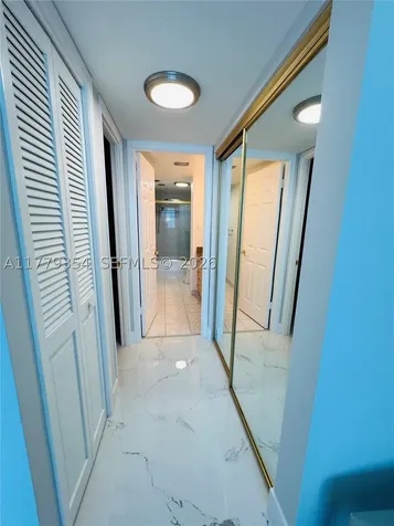 18071 Biscayne Boulevard Aventura FL 33160