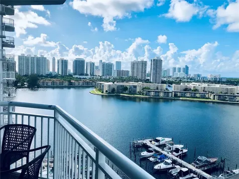 18071 Biscayne Boulevard Aventura FL 33160