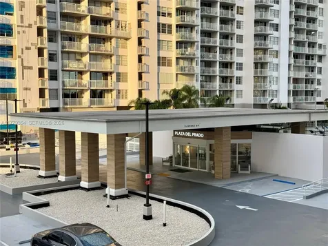 18071 Biscayne Boulevard Aventura FL 33160