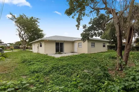 1175 Wynnedale Road West Palm Beach FL 33417