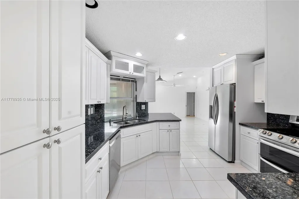4622 NW 100th Terrace Coral Springs FL 33076