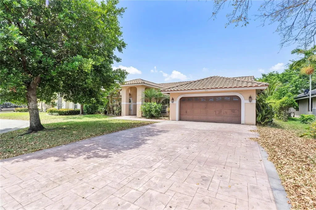 4622 NW 100th Terrace Coral Springs FL 33076