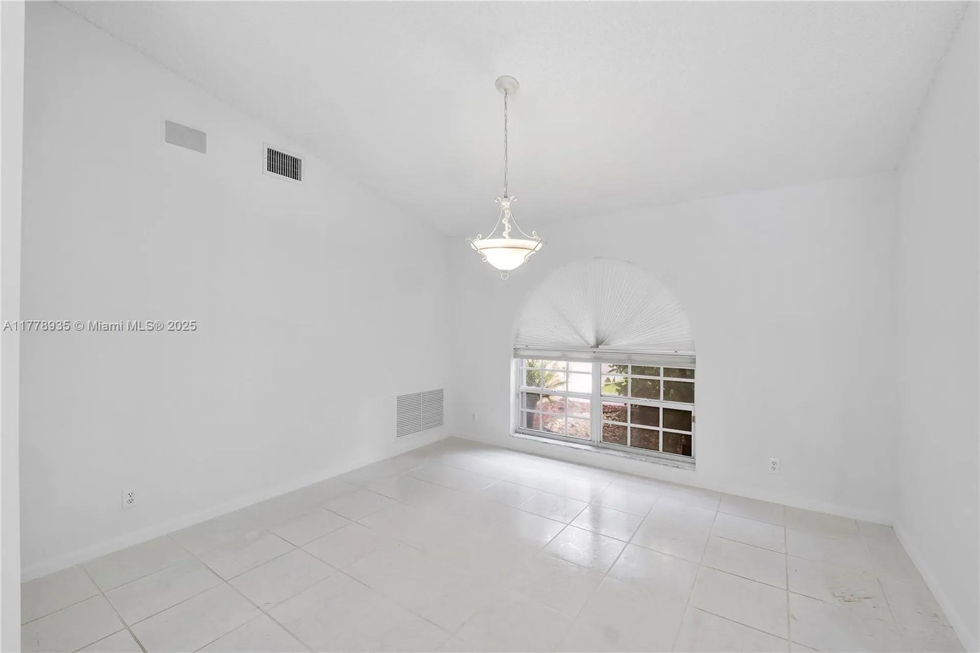 4622 NW 100th Terrace Coral Springs FL 33076