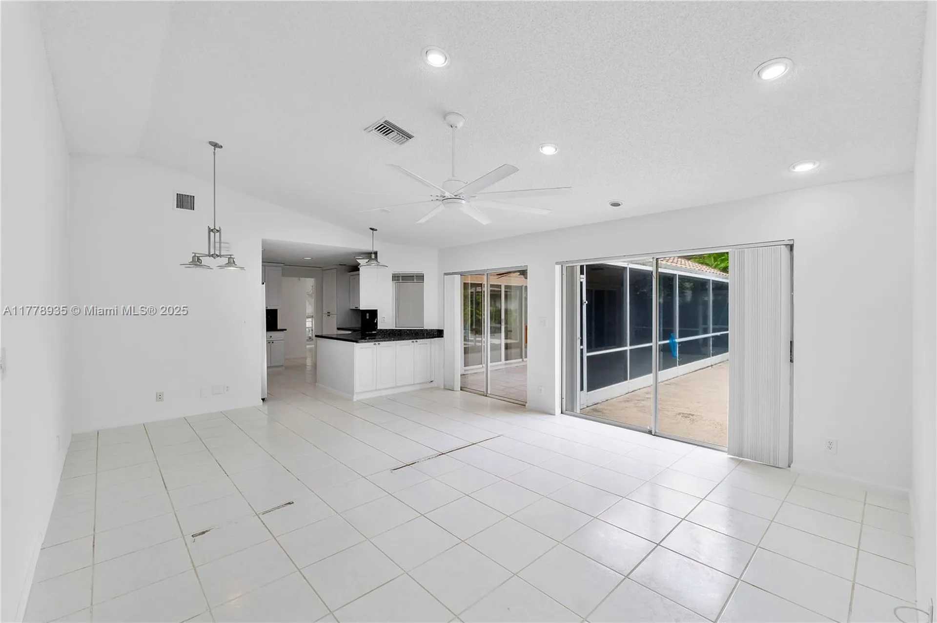 4622 NW 100th Terrace Coral Springs FL 33076