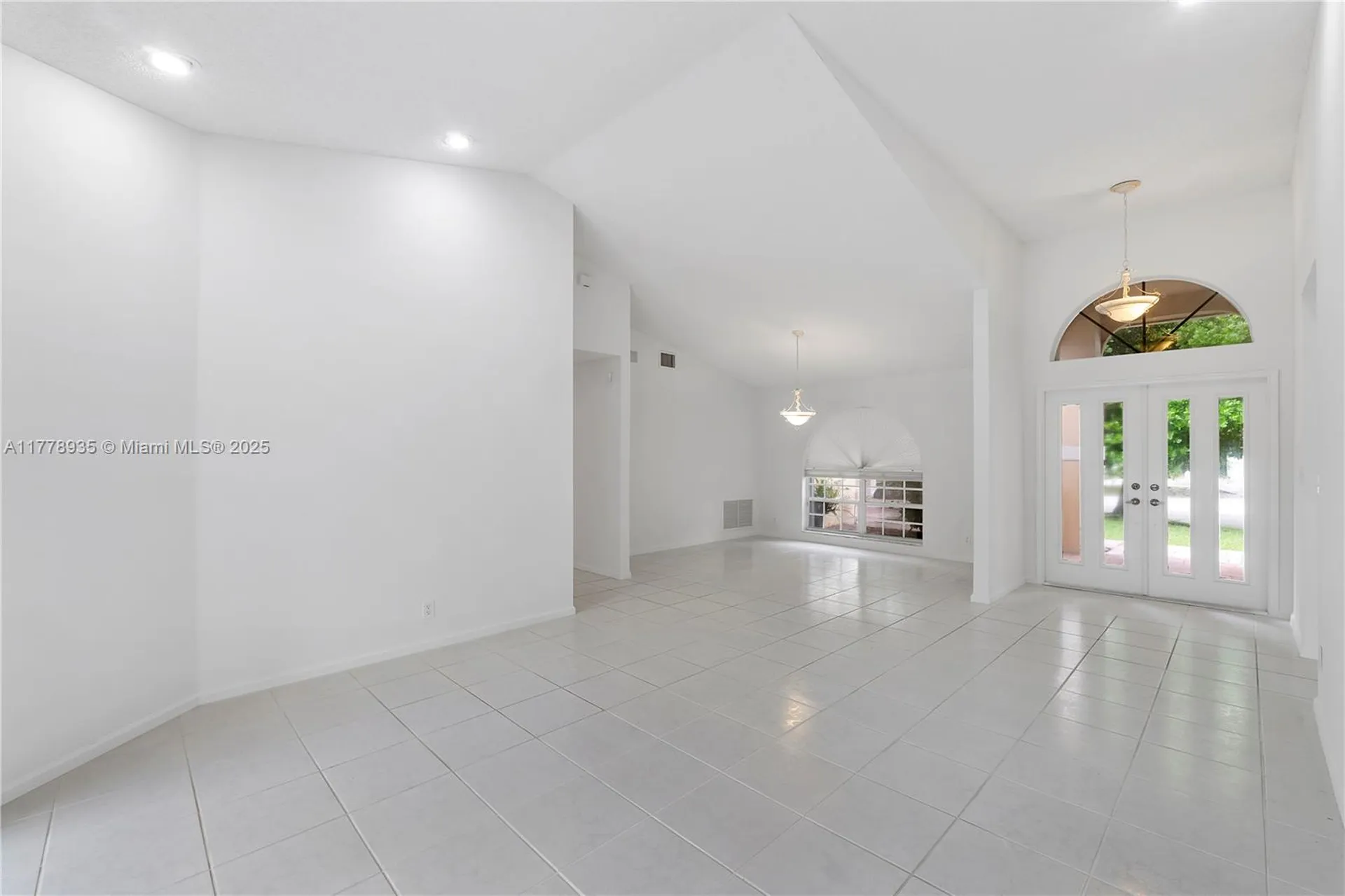 4622 NW 100th Terrace Coral Springs FL 33076