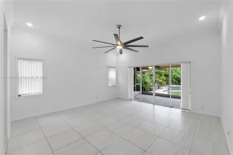 4622 NW 100th Terrace Coral Springs FL 33076
