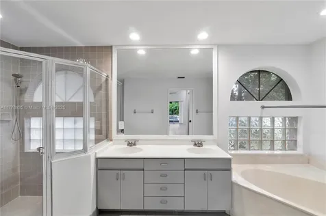 4622 NW 100th Terrace Coral Springs FL 33076