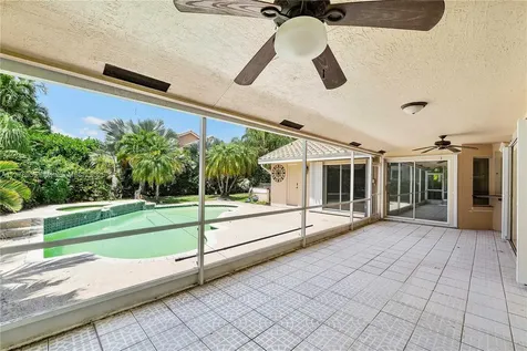 4622 NW 100th Terrace Coral Springs FL 33076