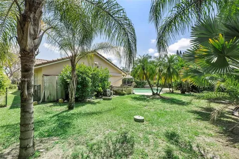 4622 NW 100th Terrace Coral Springs FL 33076