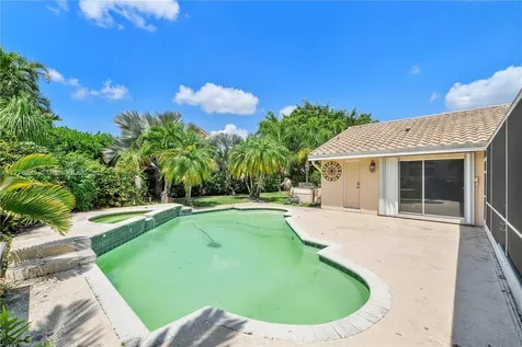 4622 NW 100th Terrace Coral Springs FL 33076
