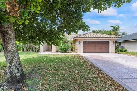 4622 NW 100th Terrace Coral Springs FL 33076